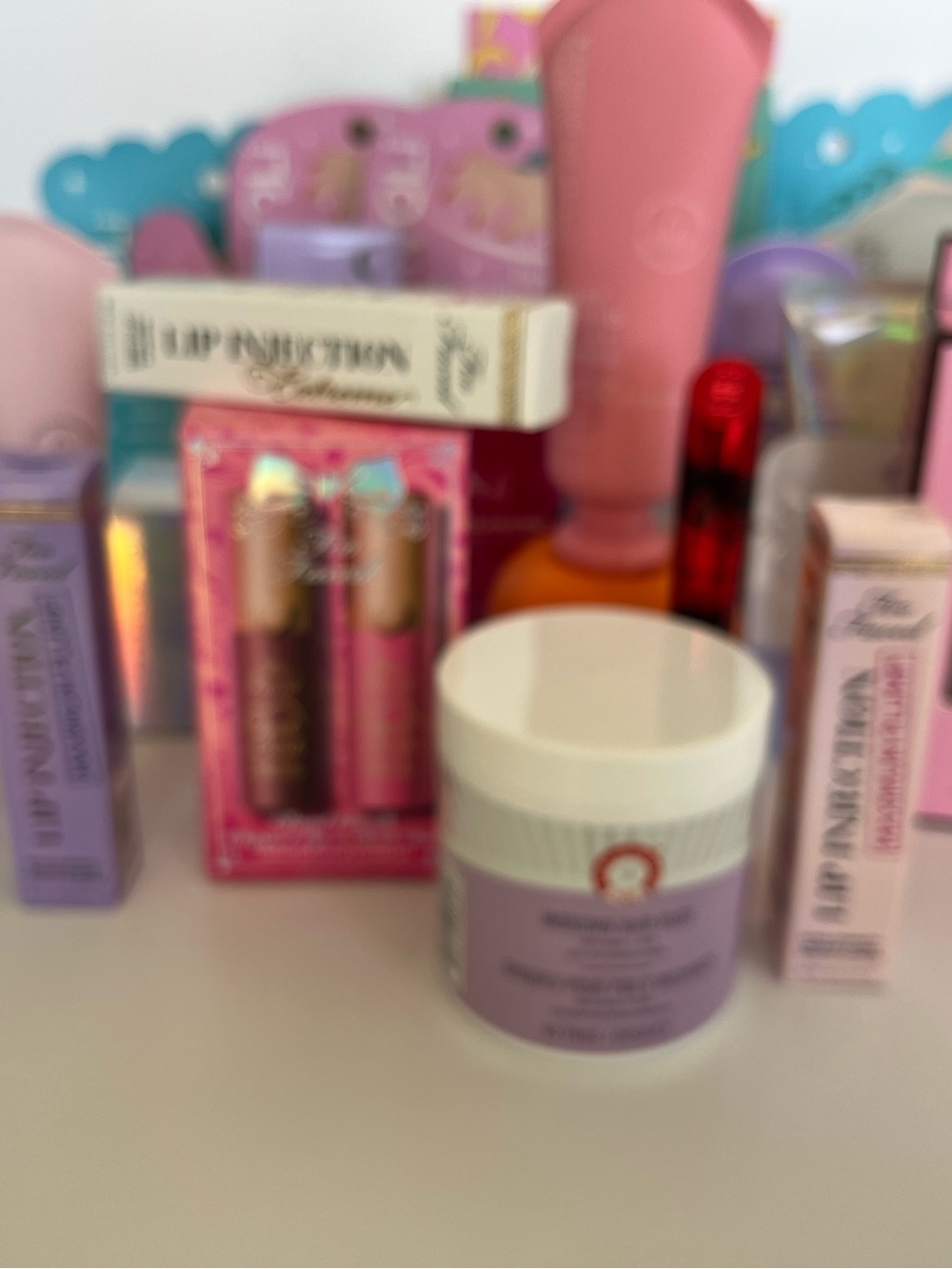 Ultimate 40 Piece Cosmetics & Skincare Mystery Box!